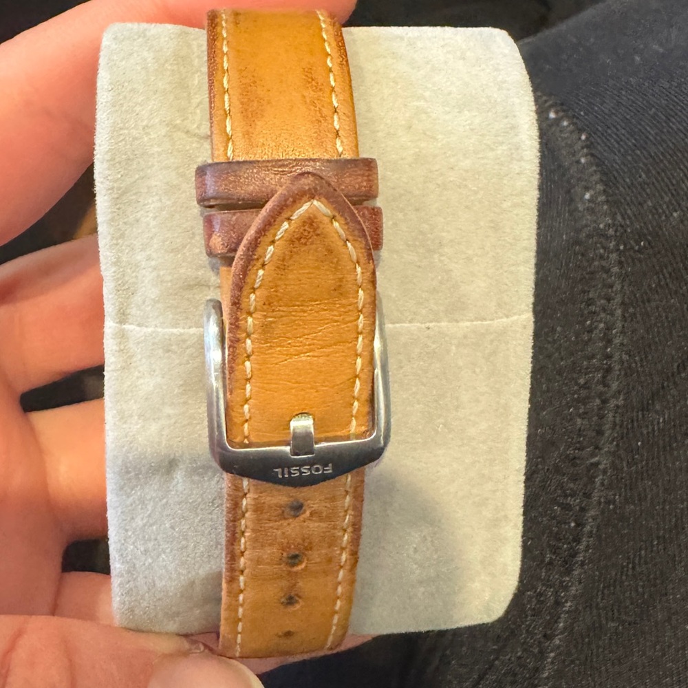 Fossil watch - Picture 2 of 2